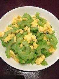 家常菜苦瓜炒蛋