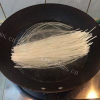 美味的韩式炸酱面做法图解9)