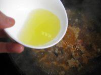 美味的西红柿紫菜汤做法图解8)
