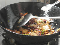 家常菜萝卜干炒腊肉