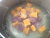 美味的自制芋圆红豆汤做法图解8)