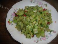 家常菜素炒芹菜