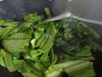 「家有大厨」豆豉油麦菜做法图解6)