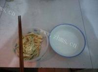 美味的豆笋烧肉做法图解4)