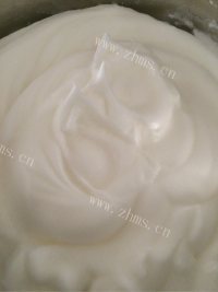 自制酸奶蛋糕做法图解7)