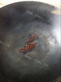 家常水煮肉片做法图解4)