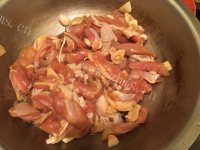 好吃的美味鸡肉卷做法图解4)
