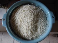 美味的花生鲜肉粽做法图解2)