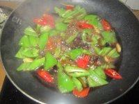 外婆教我做鱼香茄子做法图解10)