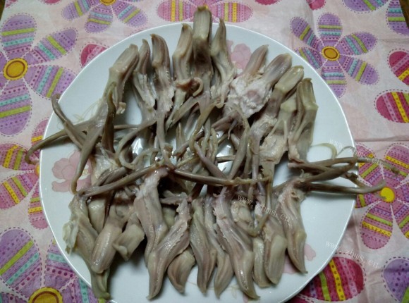 卤鸭舌