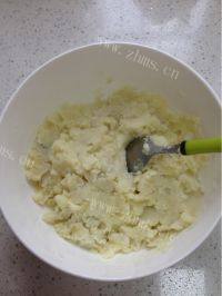 自己做的香煎土豆饼做法图解2)