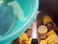 自己做的玉米排骨汤的做法图解十
