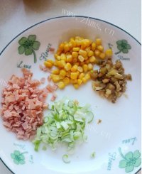 美味的蛋包饭做法图解1)