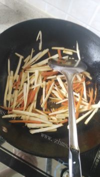 水笋炒肉丝做法图解8)