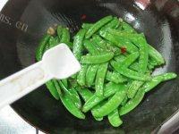 「DIY美食」清炒荷兰豆做法图解5)