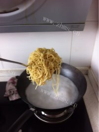 热干面做法图解4)
