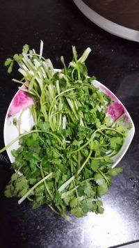 诱人凉拌香菜做法图解1)