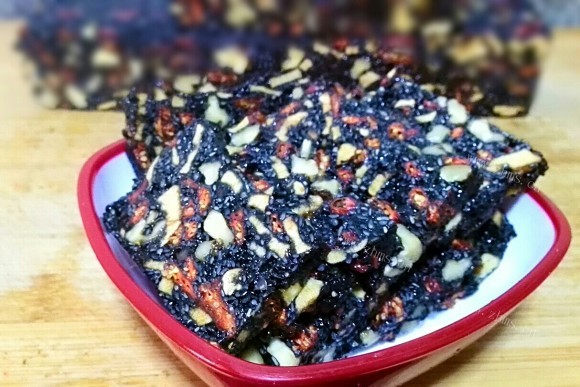 喷香的阿胶糕