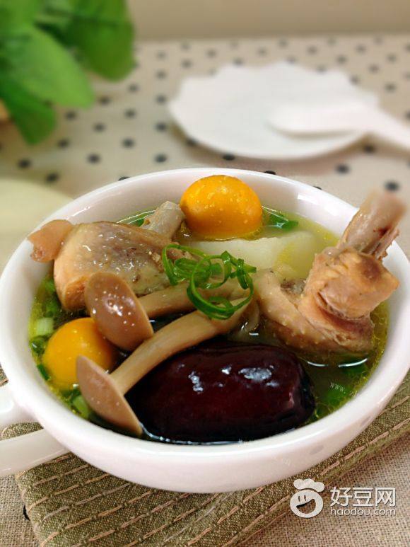 山药菌菇母鸡汤