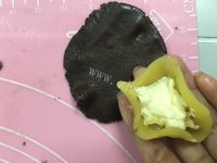 香浓美味的奶酪流心月饼做法图解3)
