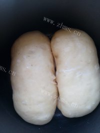 电饭锅椰枣面包做法图解16)