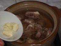 「DIY美食」羊肉萝卜汤做法图解5)