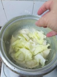 营养丰富的煮饺子做法图解6)