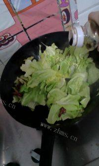 家常菜爆炒圆白菜