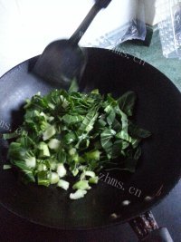 色香味浓的炒青菜做法图解2)