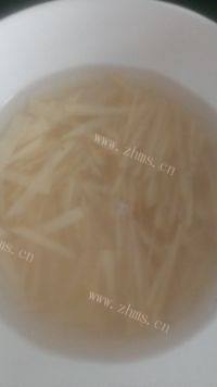 自制醋溜土豆丝做法图解3)