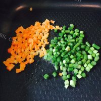 美味的杂菜炒饭做法图解7)