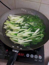 家常菜白灼小白菜做法图解5)