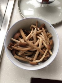 美味十足蚝油茶树菇牛柳做法图解1)