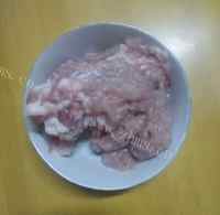 诱人的酸豇豆炒肉末做法图解3)