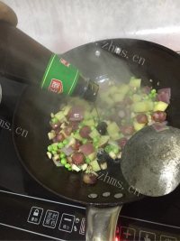 电饭锅什锦焖饭做法图解5)