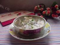 美味的香菇豆腐汤