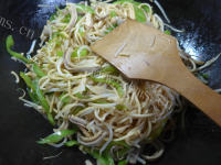 美味的合菜炒面做法图解8)