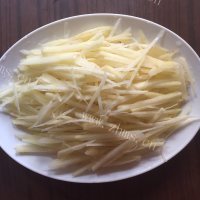 家常菜酸辣土豆丝做法图解4)