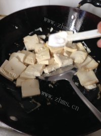 家常菜五香豆腐做法图解9)