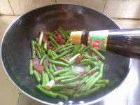 家常菜四季豆炒腊肠