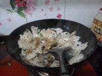 味道不错的清炒藕片做法图解4)