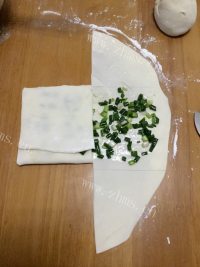 满口清香的葱油饼做法图解19)