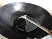 美味的海带结红烧肉做法图解3)