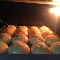 香飘十里的淡奶油小餐包做法图解9)