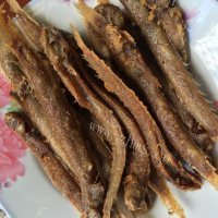 香飘十里的炸小鱼做法图解5)