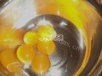 美味的斑马纹戚风蛋糕做法图解1)