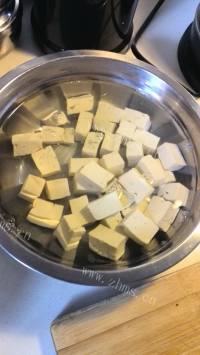 辣辣的韩式辣豆腐做法图解1)