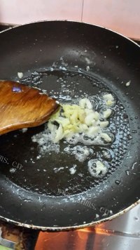 色香味俱全的番茄炒蛋做法图解2)