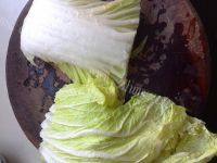 食欲满满的白菜炒年糕做法图解3)