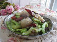 色味俱全的苦瓜炒腊肉